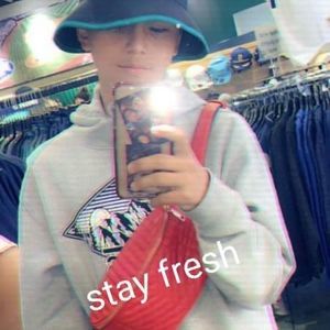 Meet your Posher, Daniel